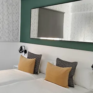 https://room27.tenerifehoteles.net